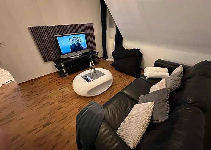 77m² - 3 Zi Modern Zentrum Kueche Dachterrasse Wlan Appartement *