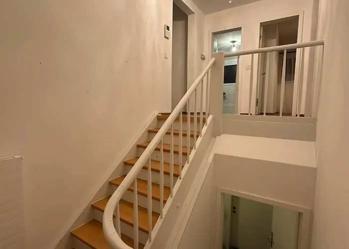 Appartement 77m² - 3 Zi Modern Zentrum Kueche Dachterrasse Wlan Karlsruhe